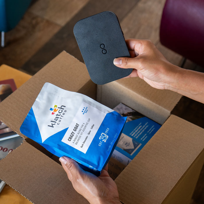 Subscribe by usage and get fresh roasted coffee automatically, powered by a WiFi connected smart scale.