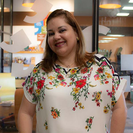 Lucia Ortiz, producer of Finca Las Mercedes.